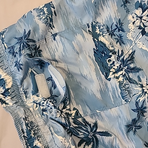 Old Navy swim trunks size XXL - Picture 6 of 6